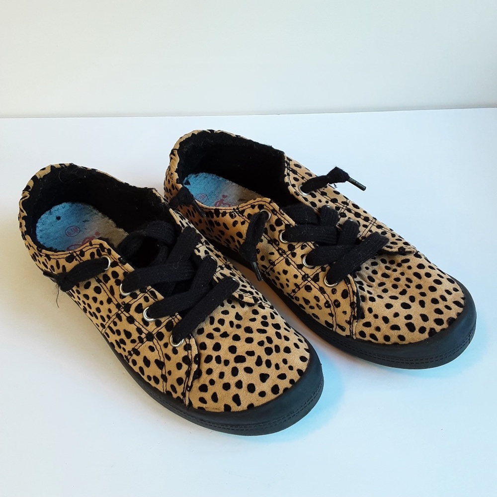 Jellypop Cheetah Leopard Print 8.5 M Slip-on Sneakers